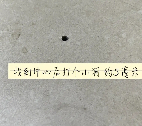 福鼎瓷砖空鼓维修公司专业解答在瓷砖铺贴过程中，如果砂料搅拌不均匀，将会带来以下问题
